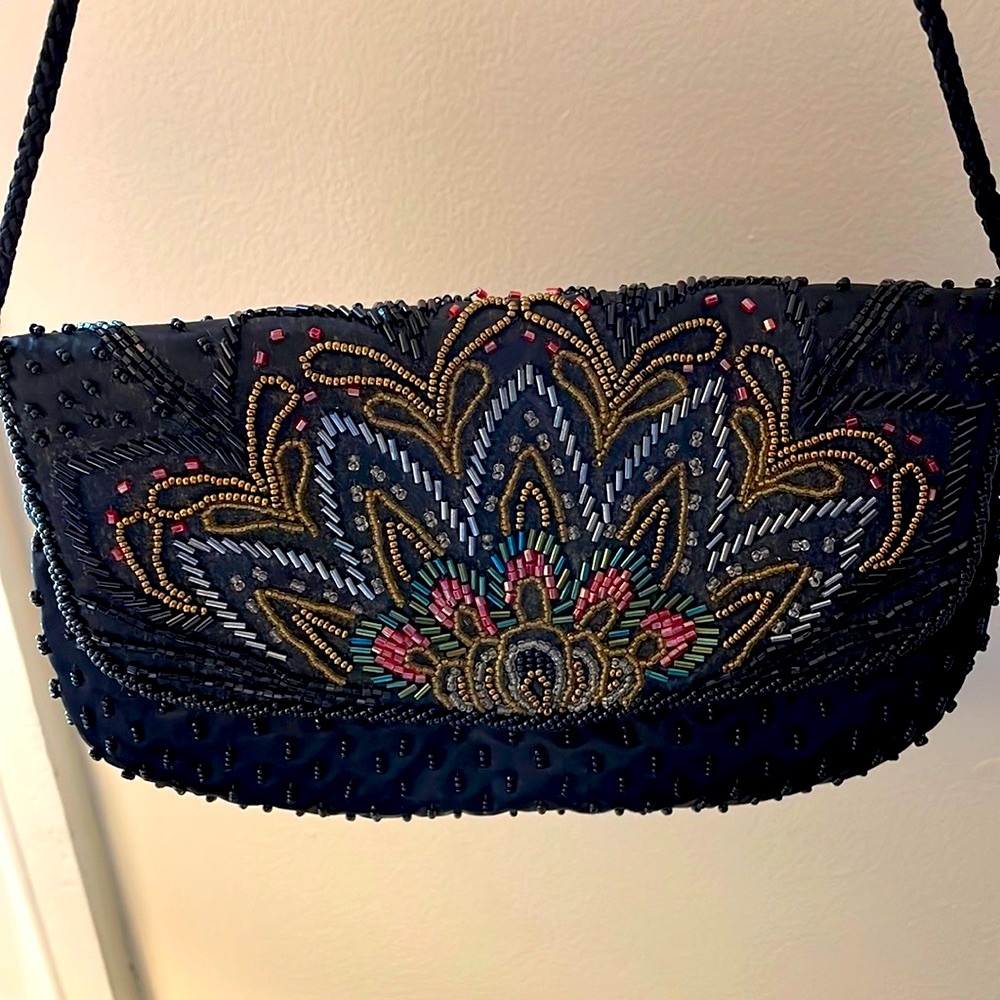 🛍Vintage Beaded Evening Shoulder Purse Bag Hand Made Button Closure